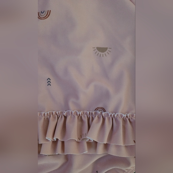 Hilary Duff x Carter's baby swimsuit - Picture 3 of 3